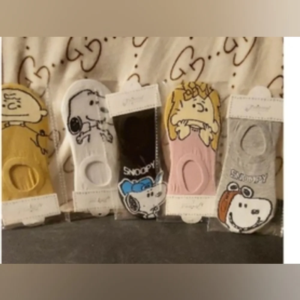 Nuts, just nuts! or Peanuts Characters Should I say Footies